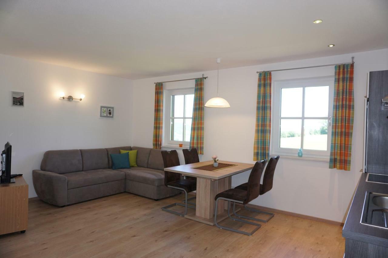 Ferienwohnung Hausleitner Zell am Moos Εξωτερικό φωτογραφία